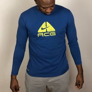 Nike ACG athletic Shirt